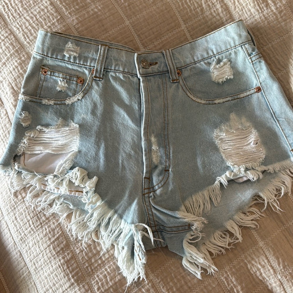 The Laundry Room California cutoff shorts 100% cotton